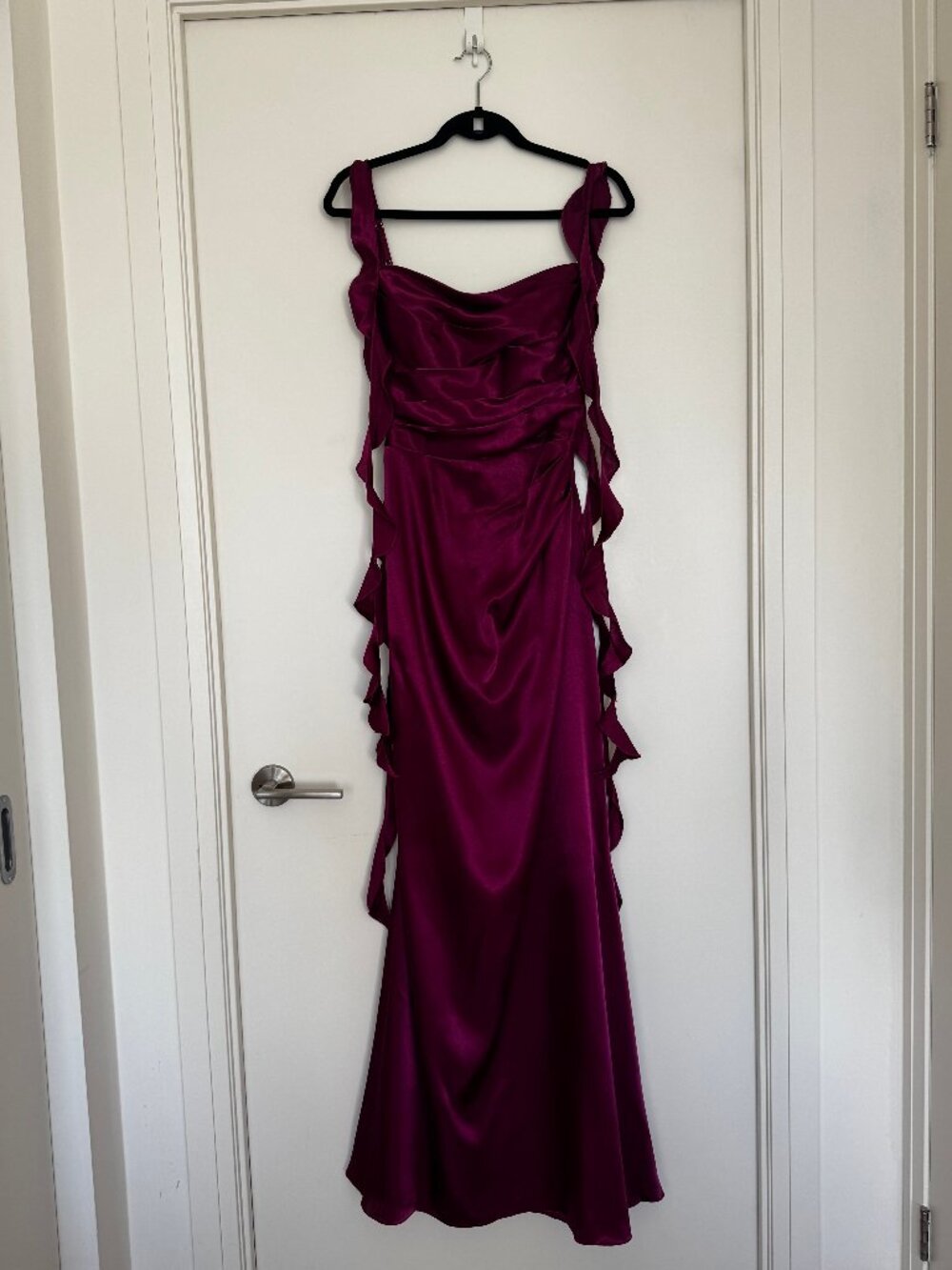 NWT David's Bridal Galina Charmeuse Ruffle Sheath Dress Berry Size 8